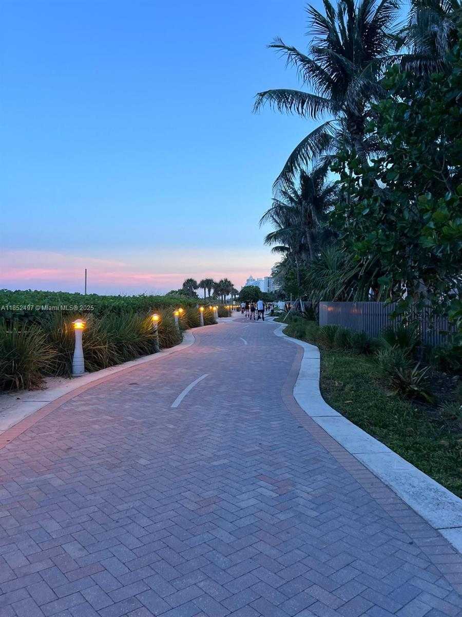 Small Image of 6365 COLLINS AVE #1206, Miami Beach Number 39