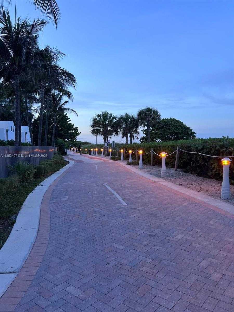 Small Image of 6365 COLLINS AVE #1206, Miami Beach Number 40