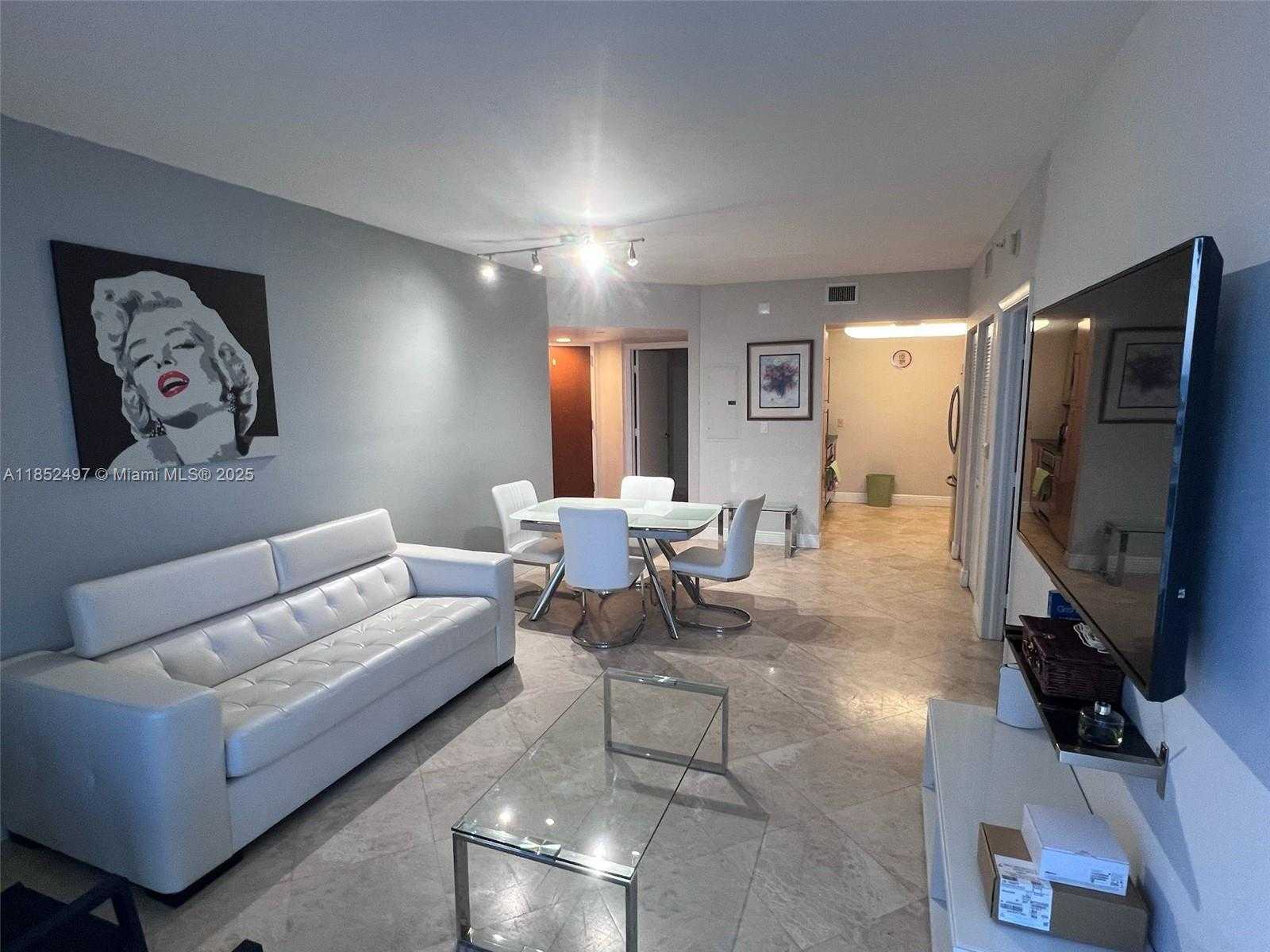 Small Image of 6365 COLLINS AVE #1206, Miami Beach Number 8