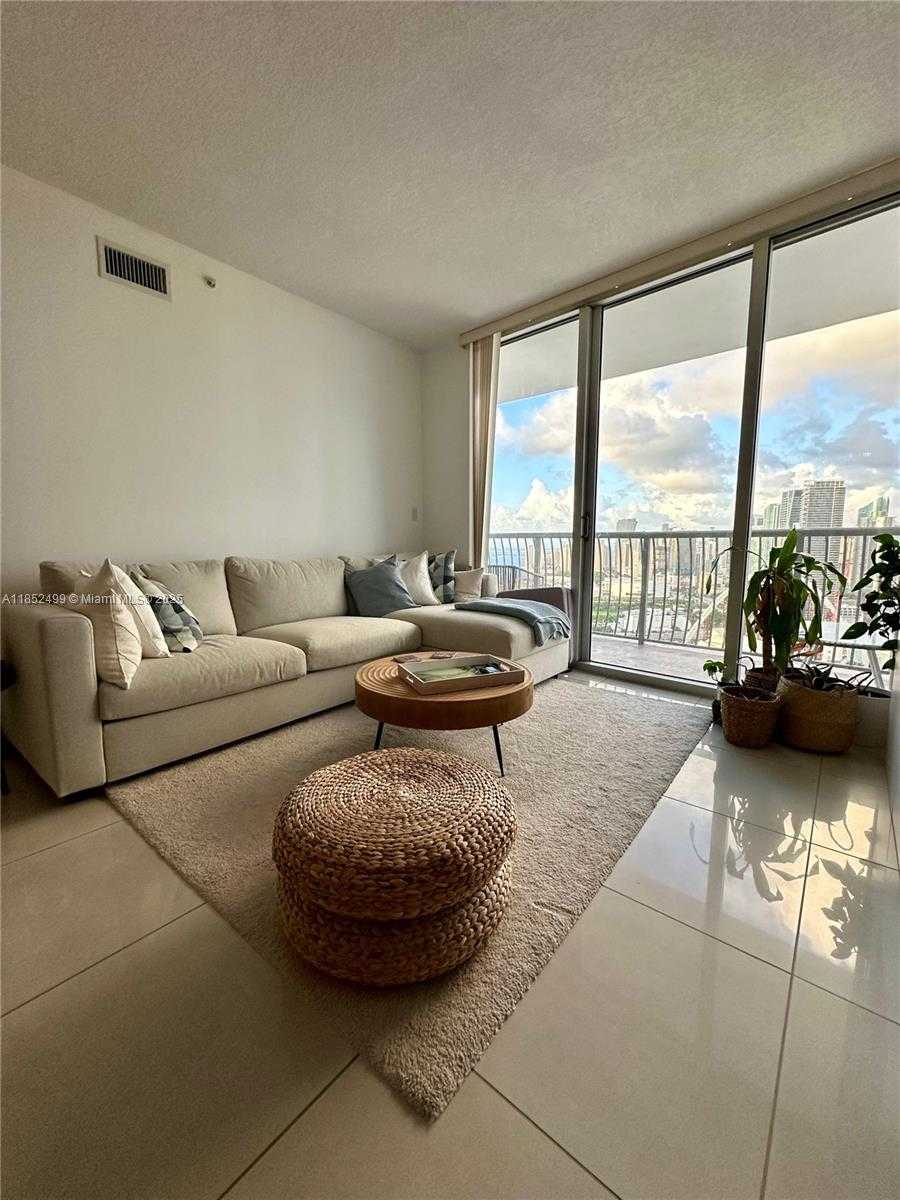 Small Image of 1750 NORTH BAYSHORE DR #4712, Miami Number 14