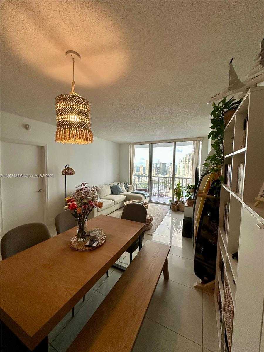 Small Image of 1750 NORTH BAYSHORE DR #4712, Miami Number 15