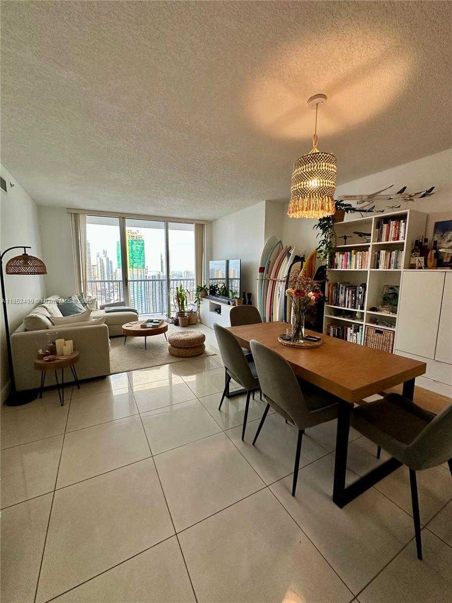 Small Image of 1750 NORTH BAYSHORE DR #4712, Miami Number 4
