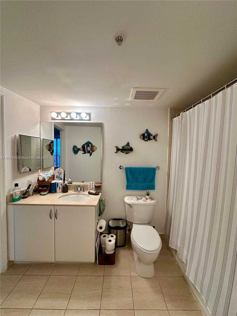 Small Image of 1750 NORTH BAYSHORE DR #4712, Miami Number 6