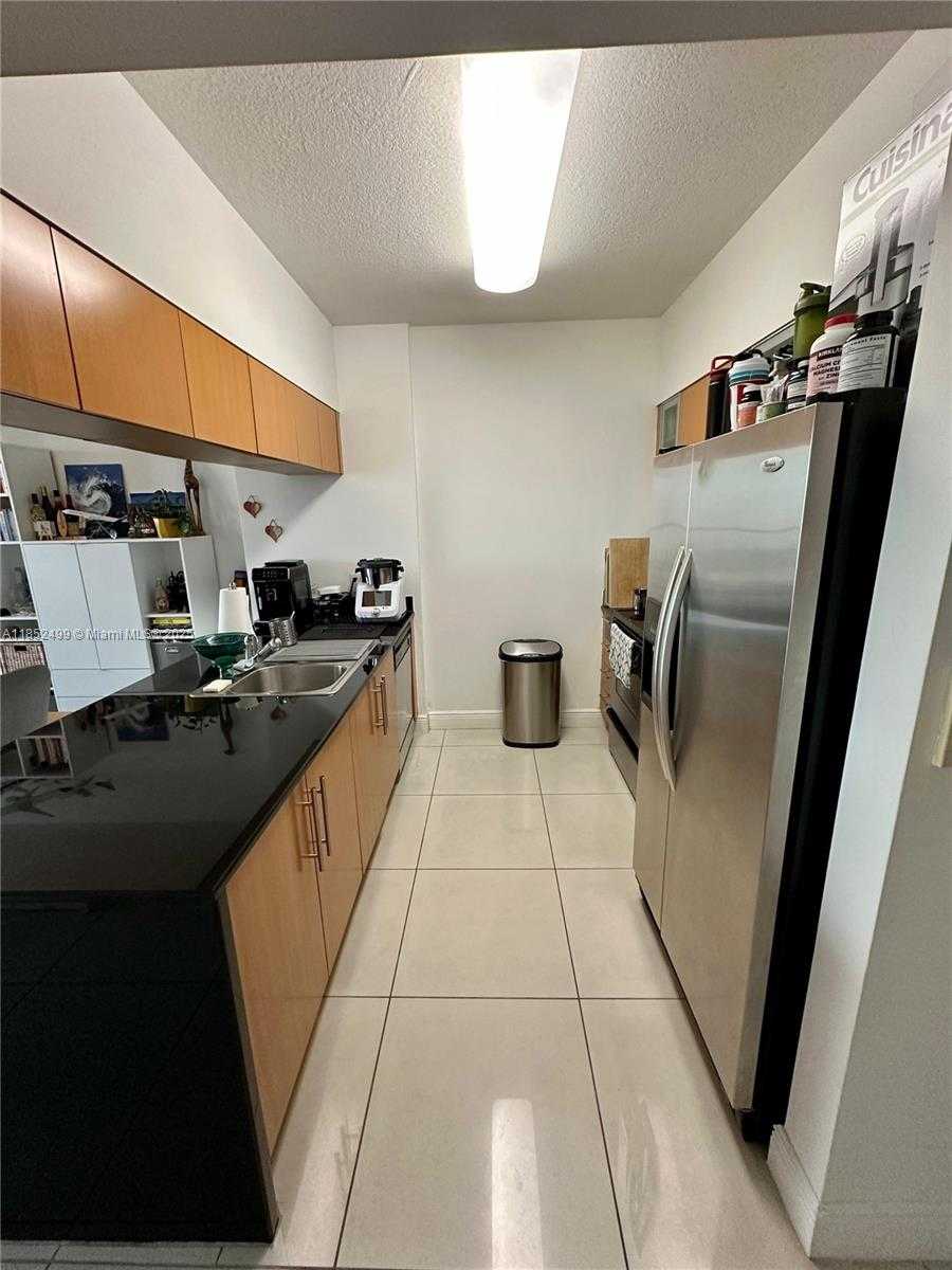 Small Image of 1750 NORTH BAYSHORE DR #4712, Miami Number 7