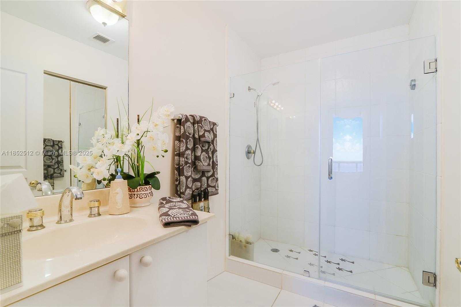 Small Image of 8925 COLLINS AVE #11J, Surfside Number 14
