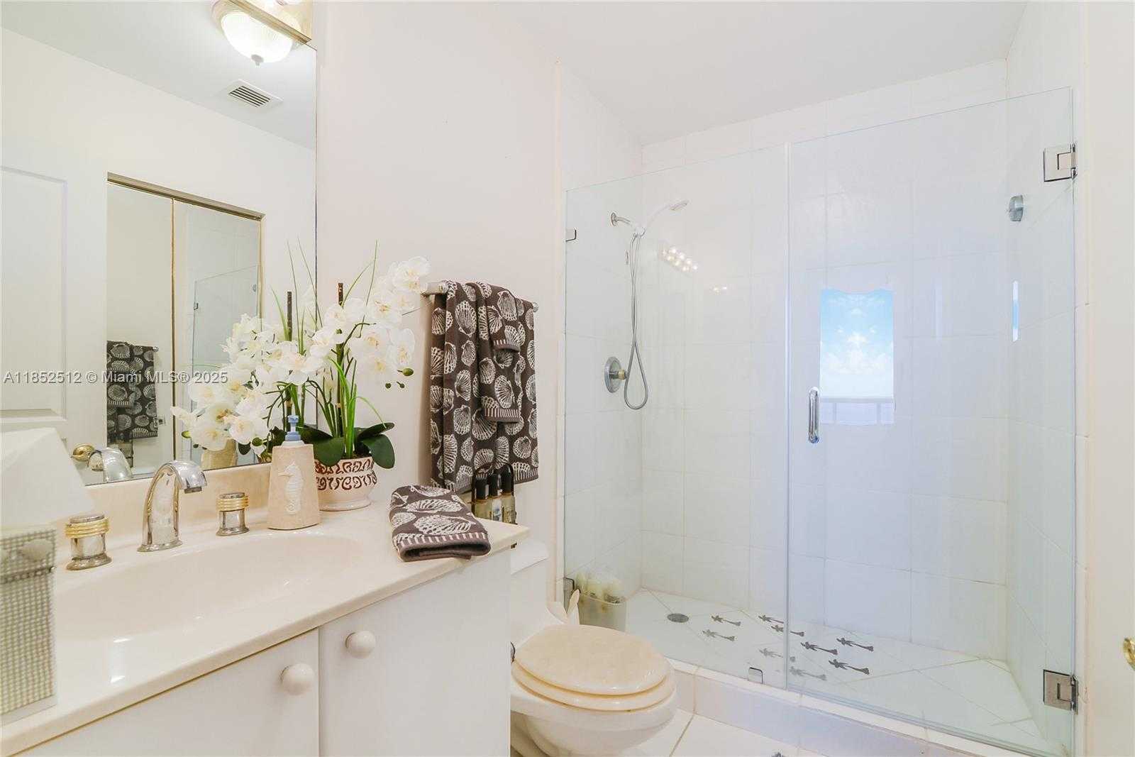 Small Image of 8925 COLLINS AVE #11J, Surfside Number 15