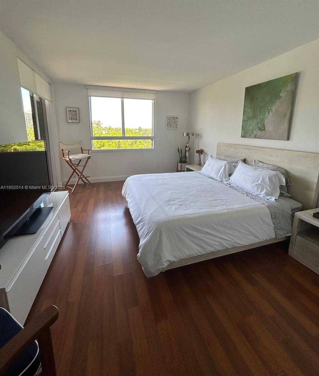 Small Image of 161 CRANDON BLVD #317, Key Biscayne Number 7