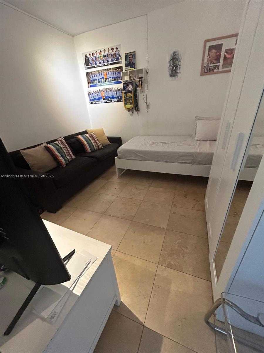 Small Image of 161 CRANDON BLVD #317, Key Biscayne Number 9