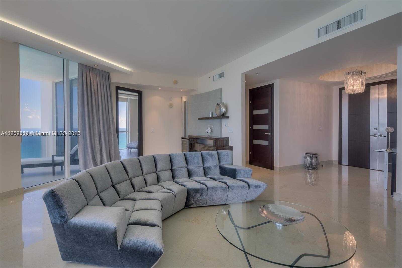 Small Image of 18101 COLLINS AVE #3809, Sunny Isles Beach Number 6