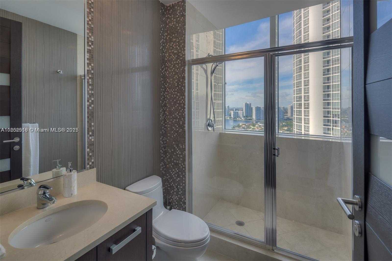 Small Image of 18101 COLLINS AVE #3809, Sunny Isles Beach Number 9
