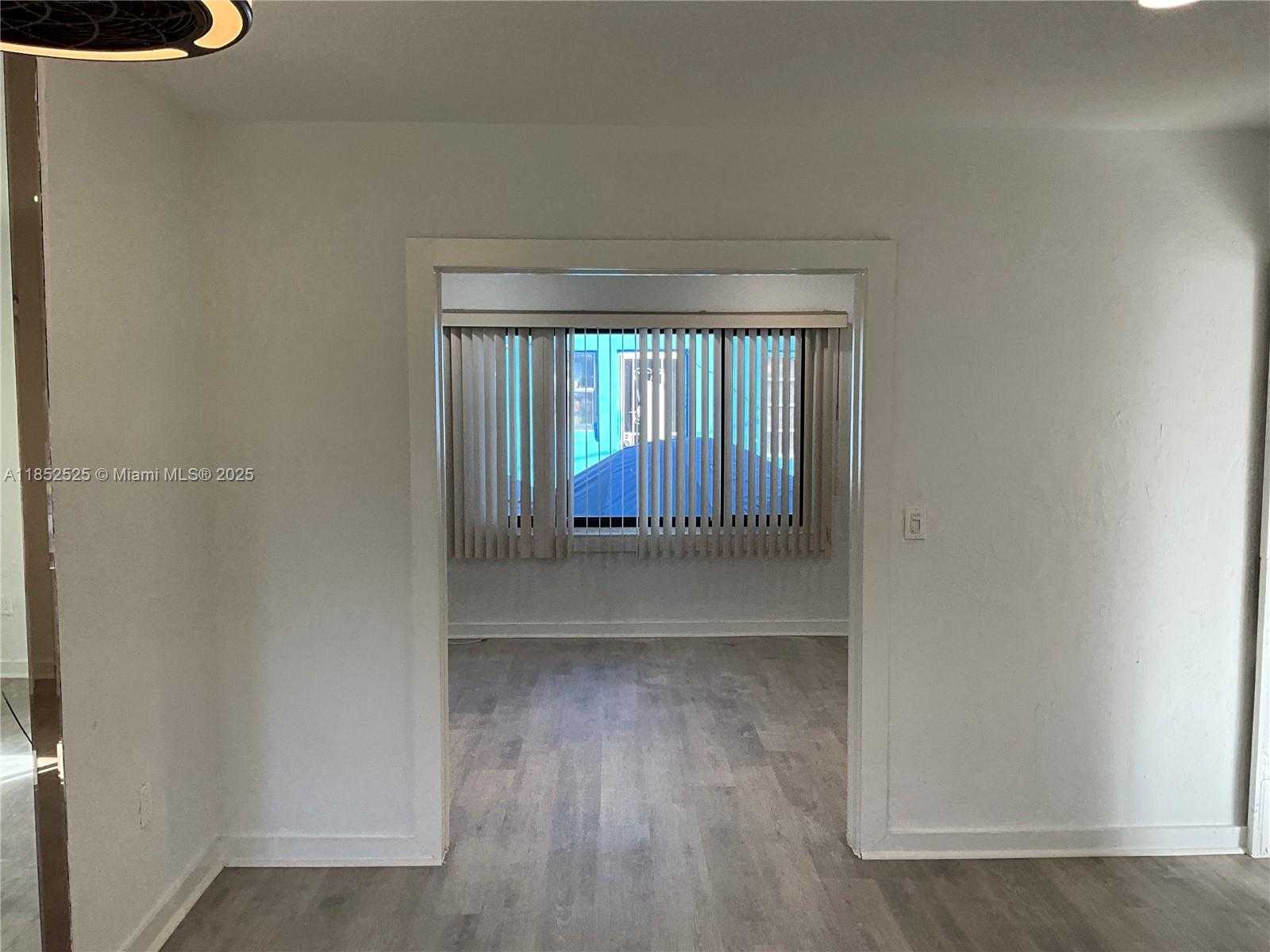 Small Image of 4821 NW 10 AVENUE, Miami Number 19