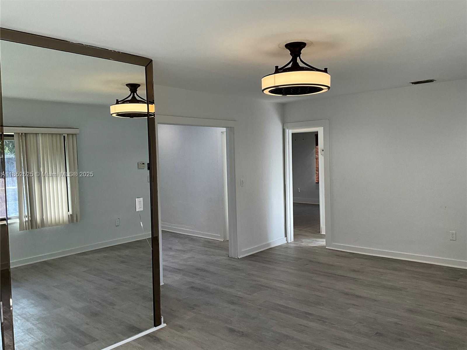 Small Image of 4821 NW 10 AVENUE, Miami Number 9