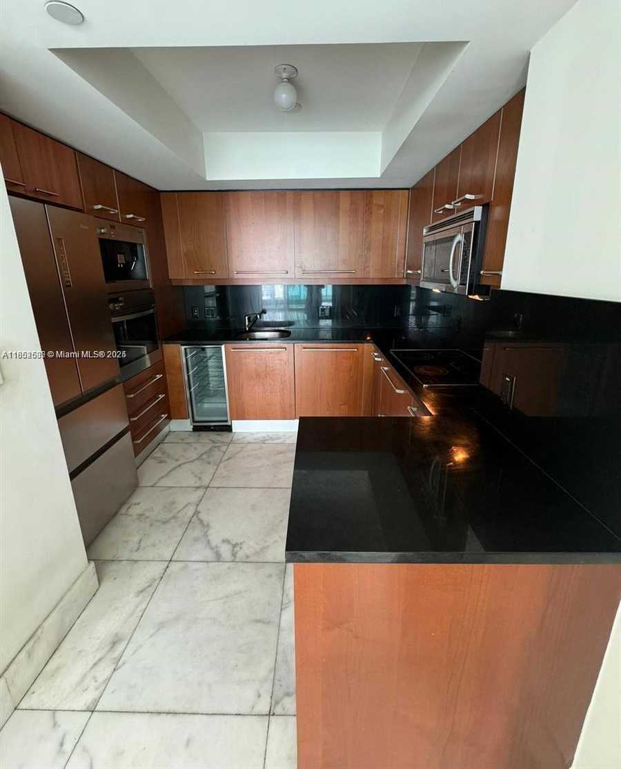 Small Image of 1331 BRICKELL BAY DR #1704, Miami Number 6