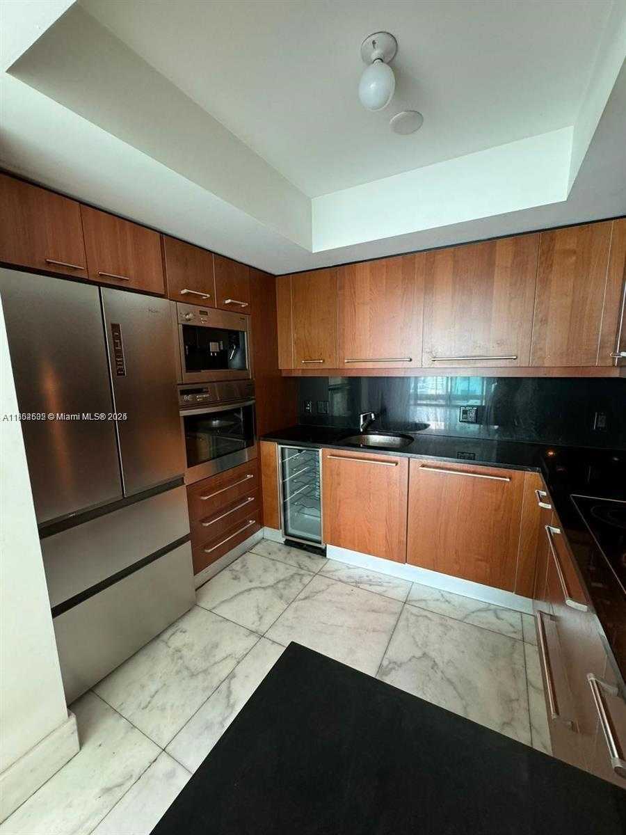 Small Image of 1331 BRICKELL BAY DR #1704, Miami Number 7