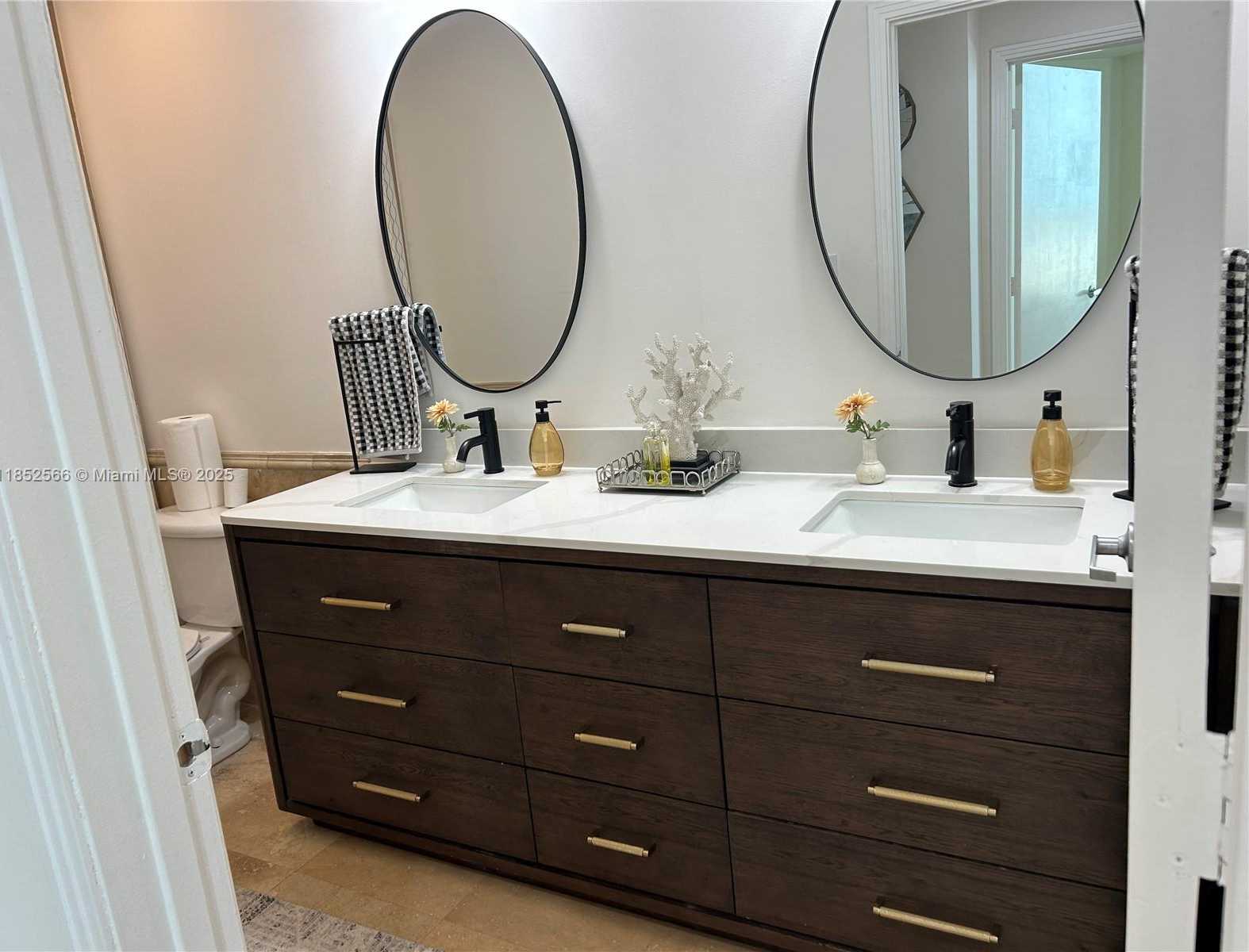 Small Image of 9055 SOUTH WEST 73 CT #809, Miami Number 21