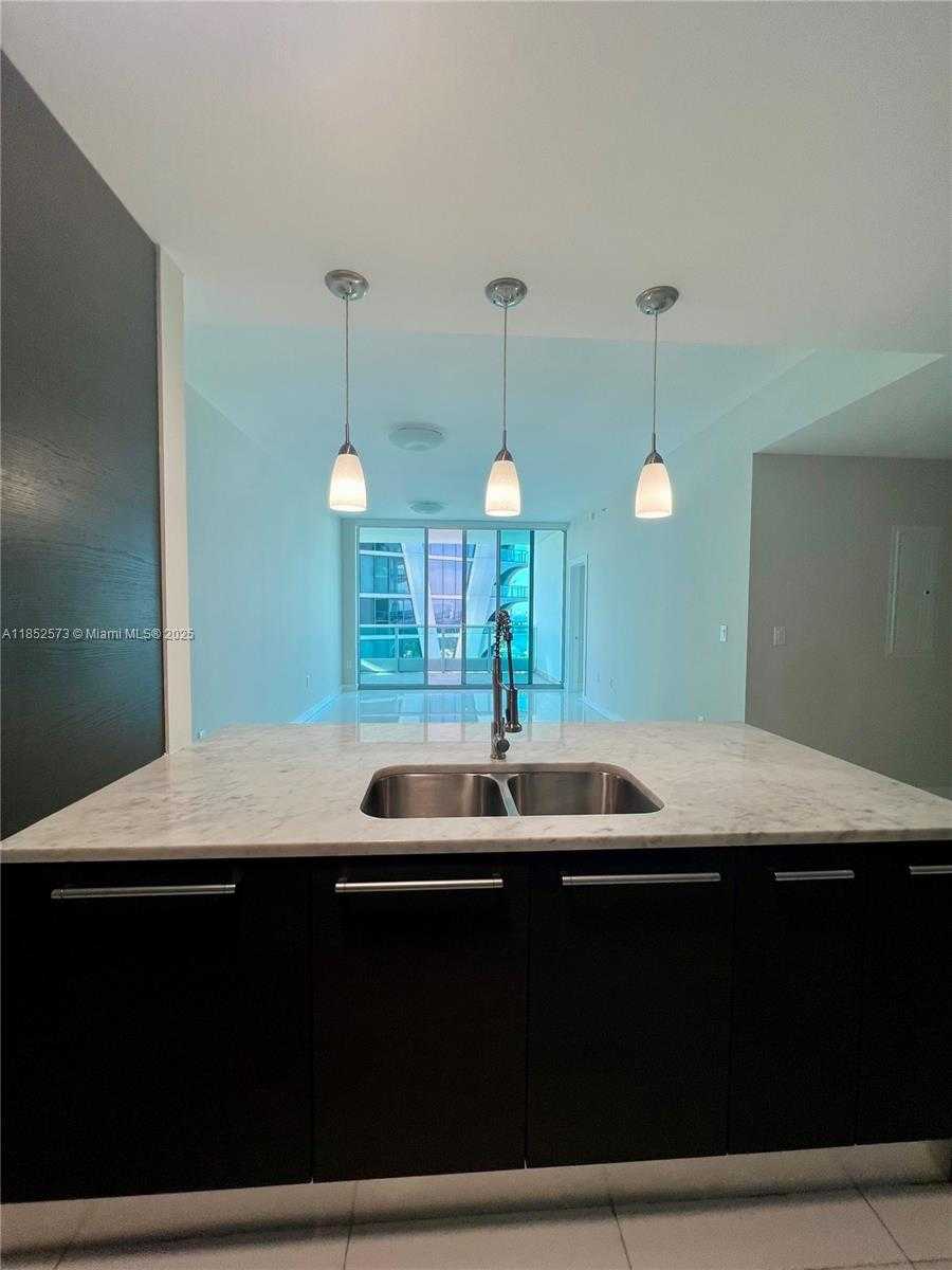Small Image of 900 BISCAYNE BLVD #3010, Miami Number 3