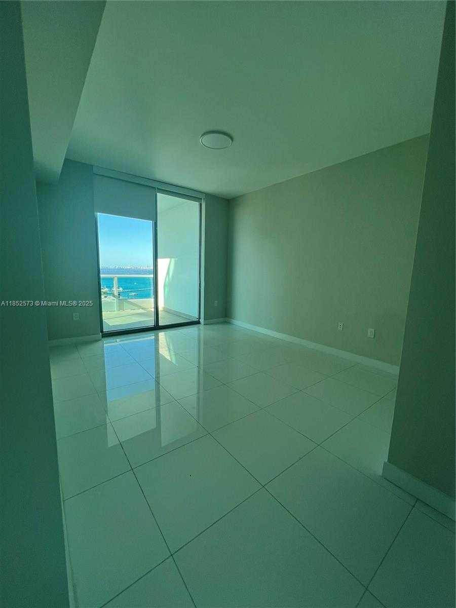 Small Image of 900 BISCAYNE BLVD #3010, Miami Number 9