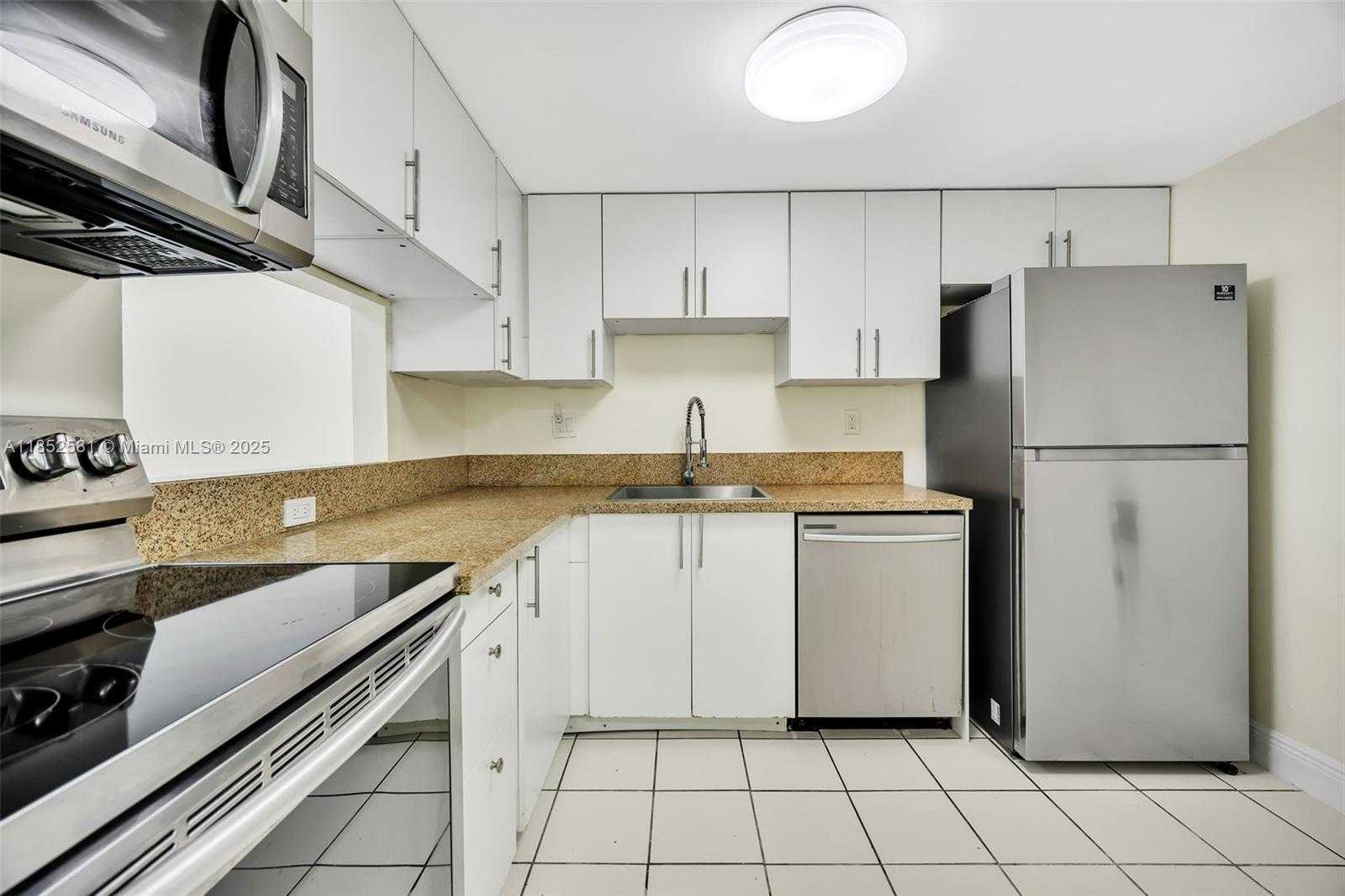 Small Image of 10525 SOUTH WEST 112TH AVE #113, Miami Number 10