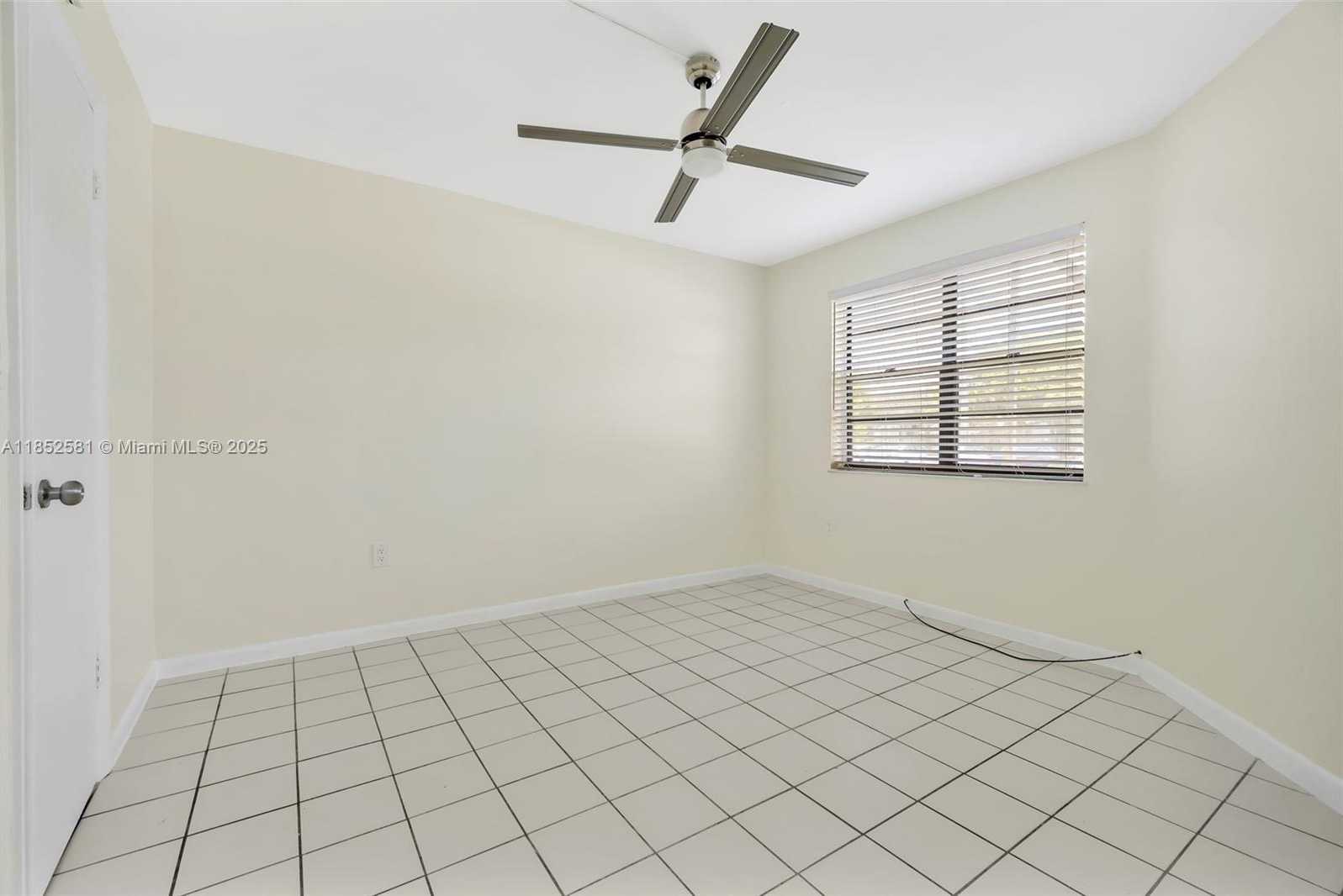 Small Image of 10525 SOUTH WEST 112TH AVE #113, Miami Number 14