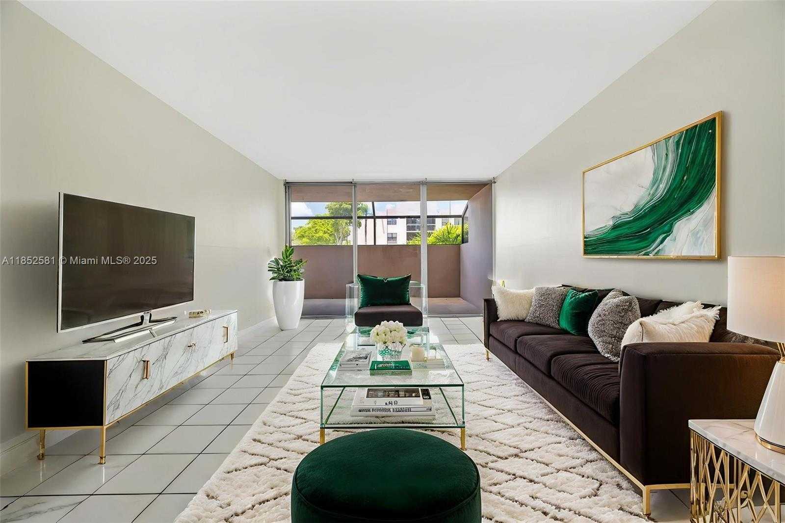 Small Image of 10525 SOUTH WEST 112TH AVE #113, Miami Number 2