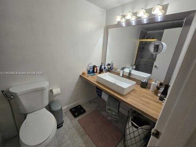 Small Image of 1440 BRICKELL BAY DR #605, Miami Number 17