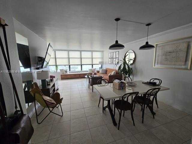 Small Image of 1440 BRICKELL BAY DR #605, Miami Number 2