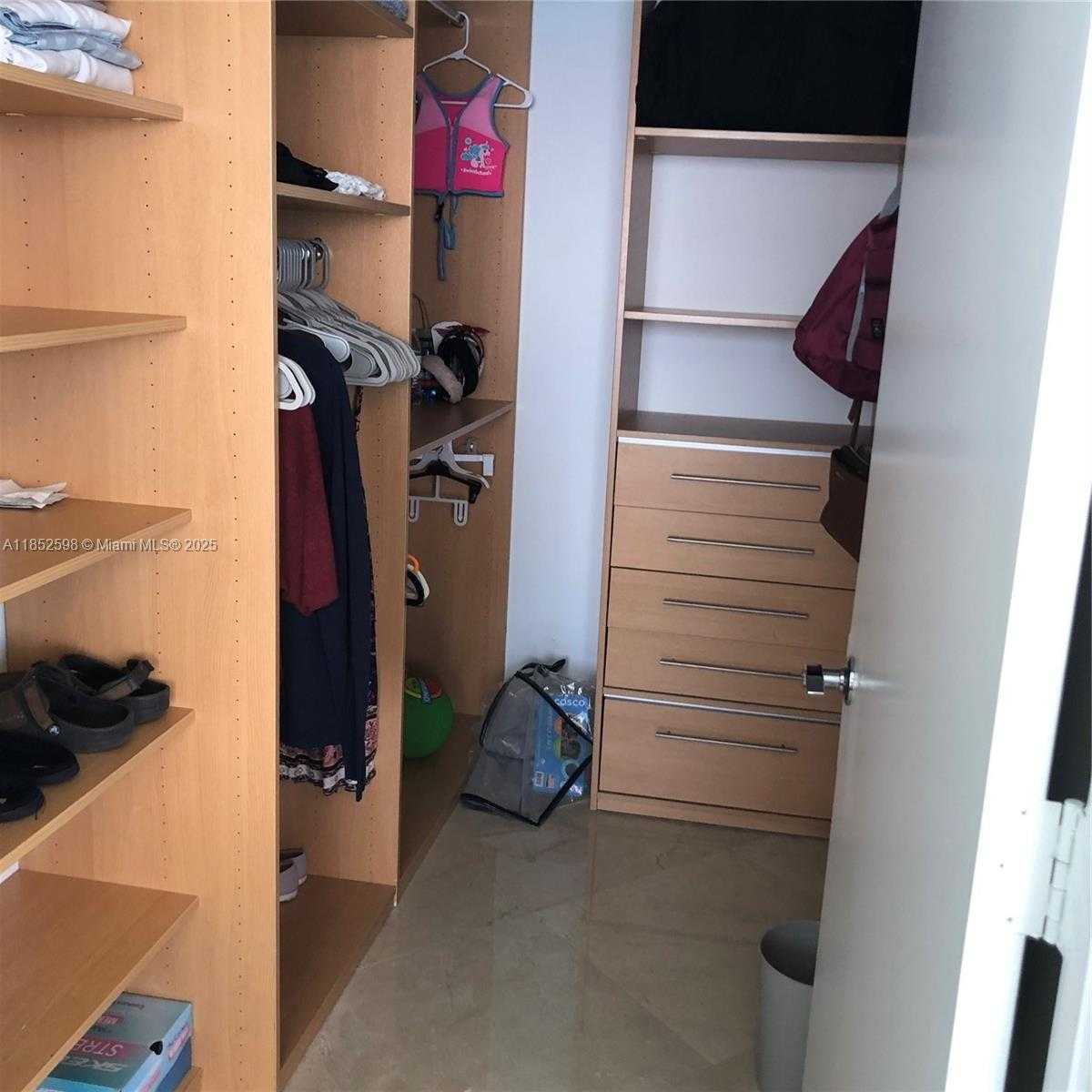 Small Image of 1830 SOUTH OCEAN DR #4101, Hallandale Beach Number 11