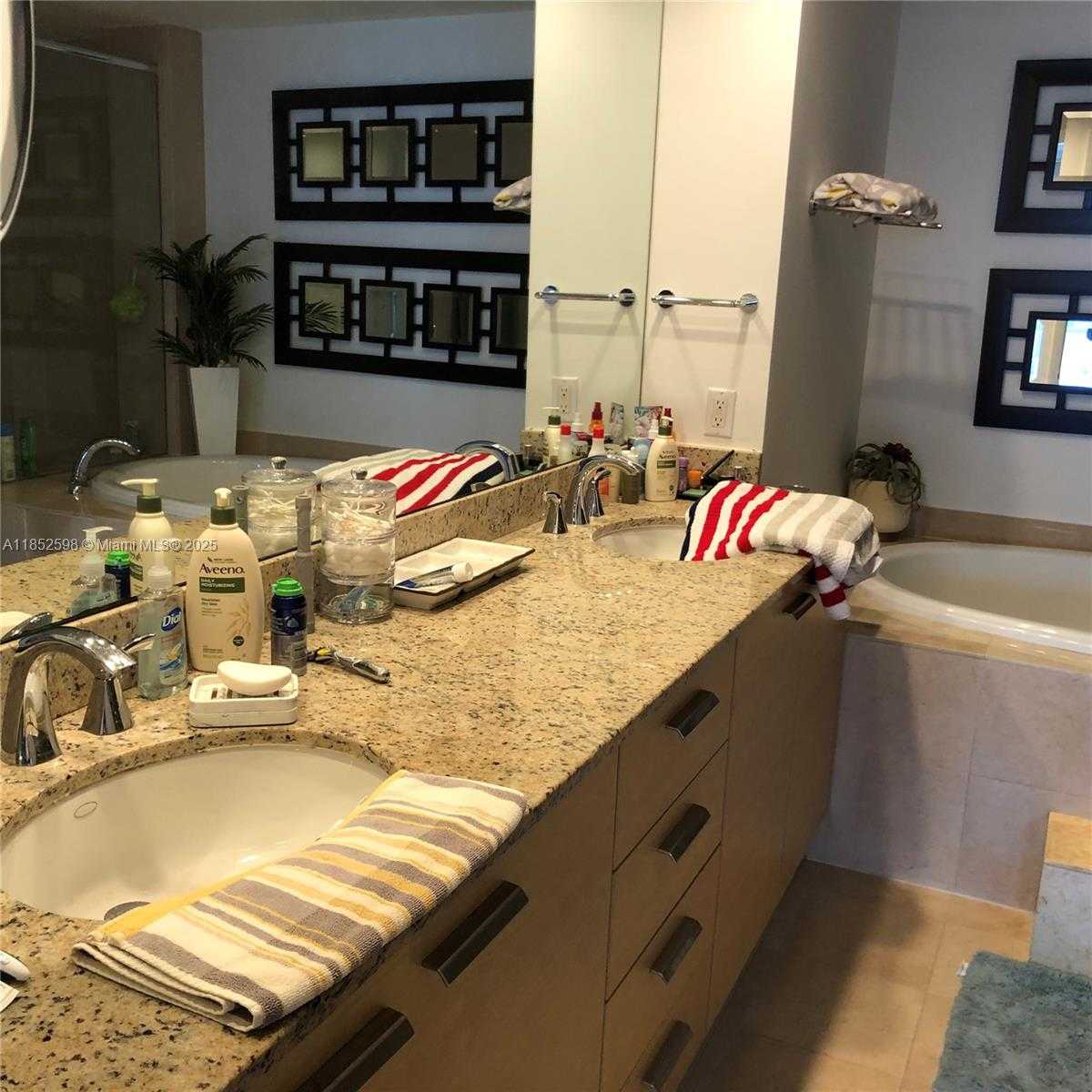 Small Image of 1830 SOUTH OCEAN DR #4101, Hallandale Beach Number 17