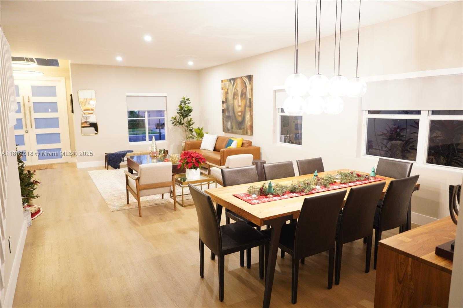 Small Image of 15628 SOUTH WEST 16TH ST, Pembroke Pines Number 15