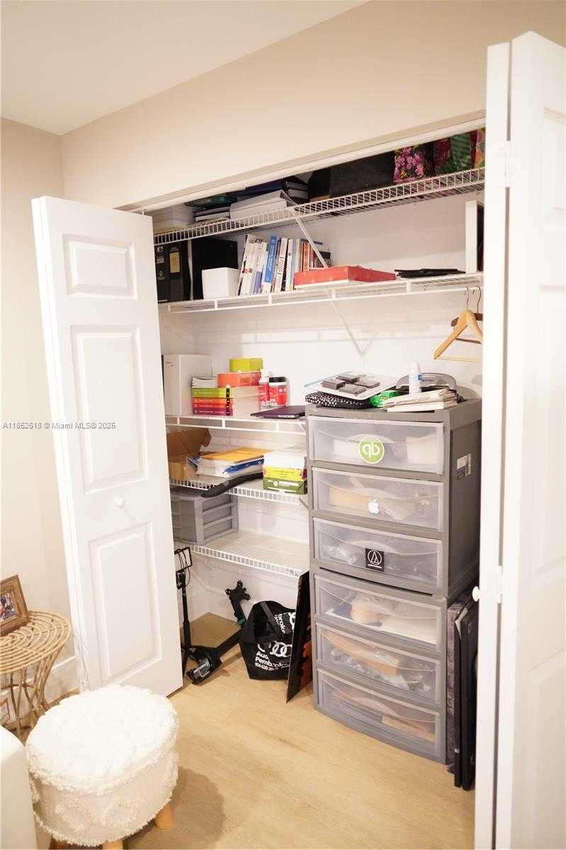 Small Image of 15628 SOUTH WEST 16TH ST, Pembroke Pines Number 33