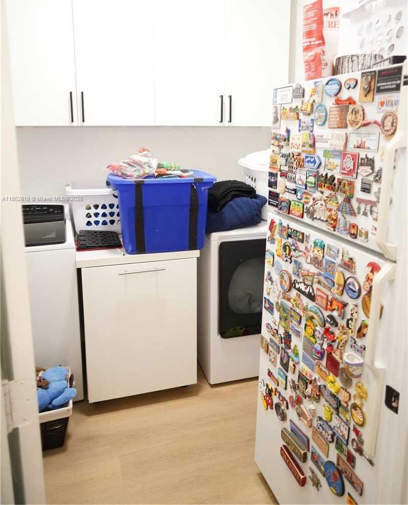 Small Image of 15628 SOUTH WEST 16TH ST, Pembroke Pines Number 37