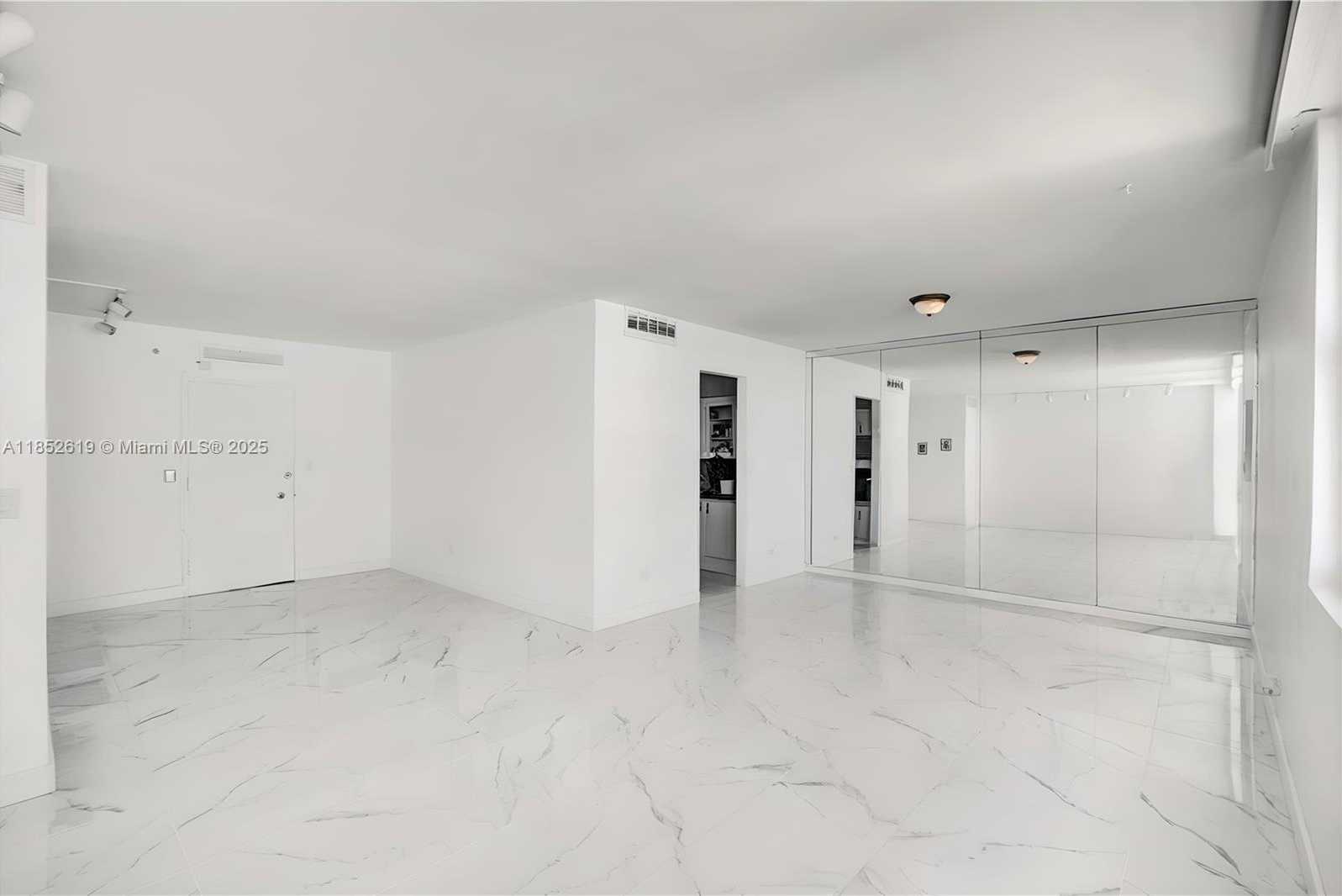 Small Image of 5055 COLLINS AVE #5A, Miami Beach Number 11