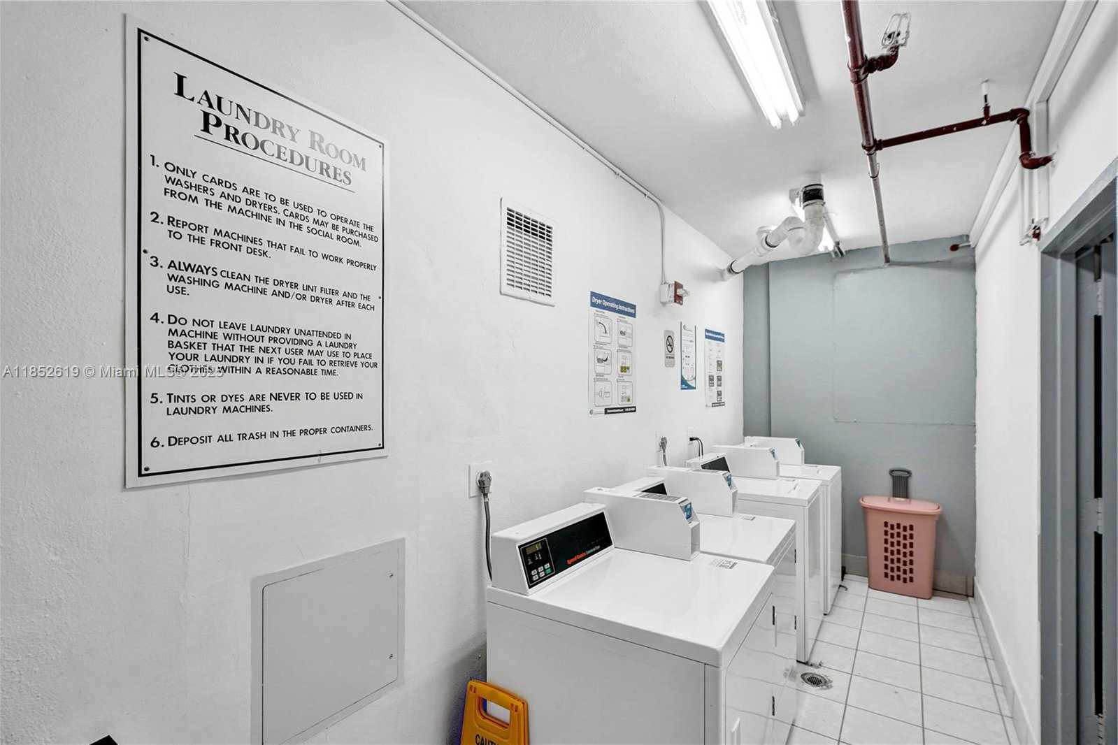 Small Image of 5055 COLLINS AVE #5A, Miami Beach Number 26