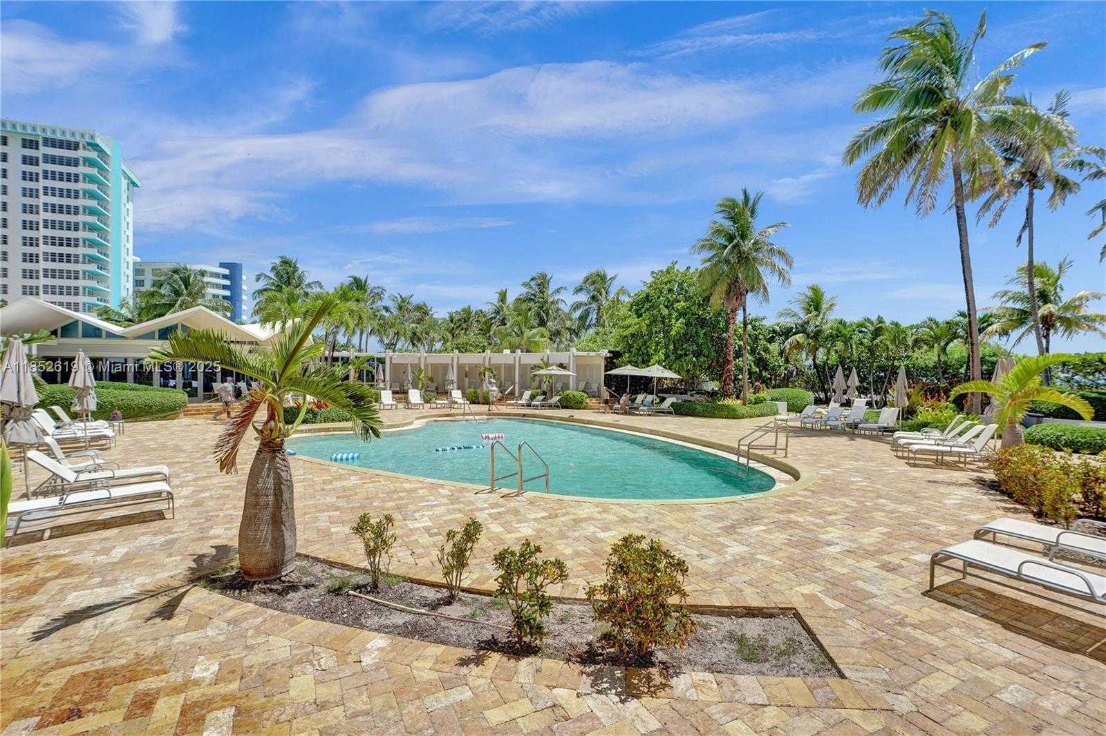 Small Image of 5055 COLLINS AVE #5A, Miami Beach Number 28