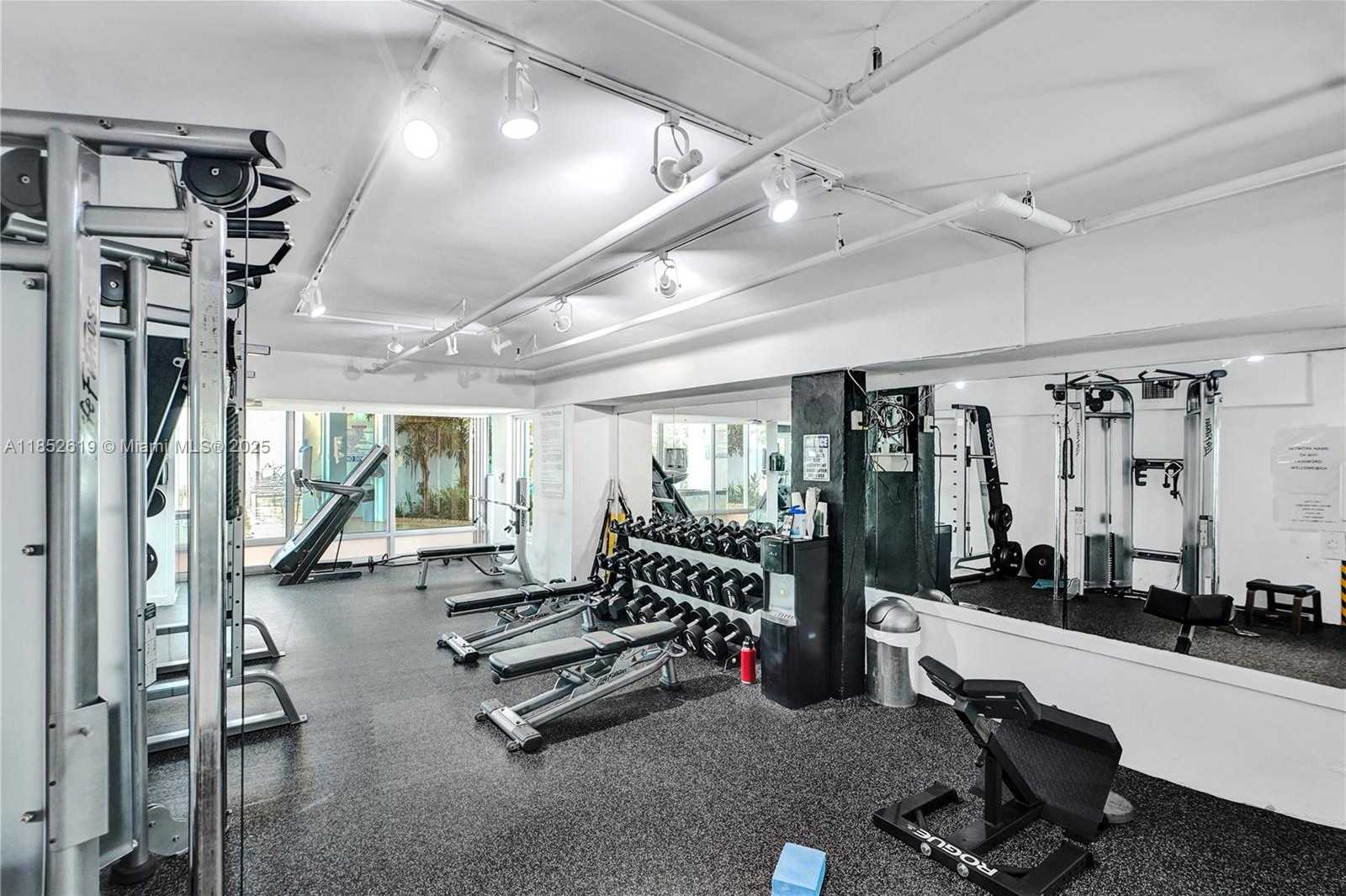 Small Image of 5055 COLLINS AVE #5A, Miami Beach Number 33
