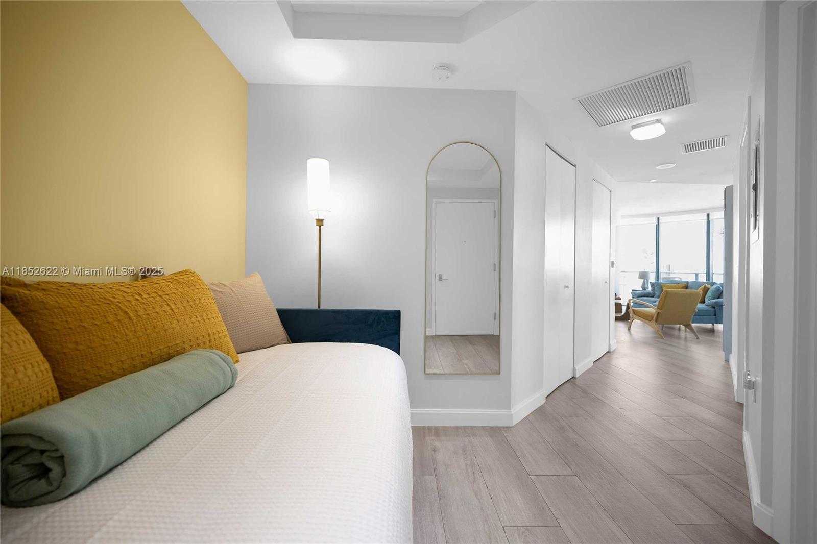 Small Image of 55 SOUTH WEST 9TH ST #3306, Miami Number 13