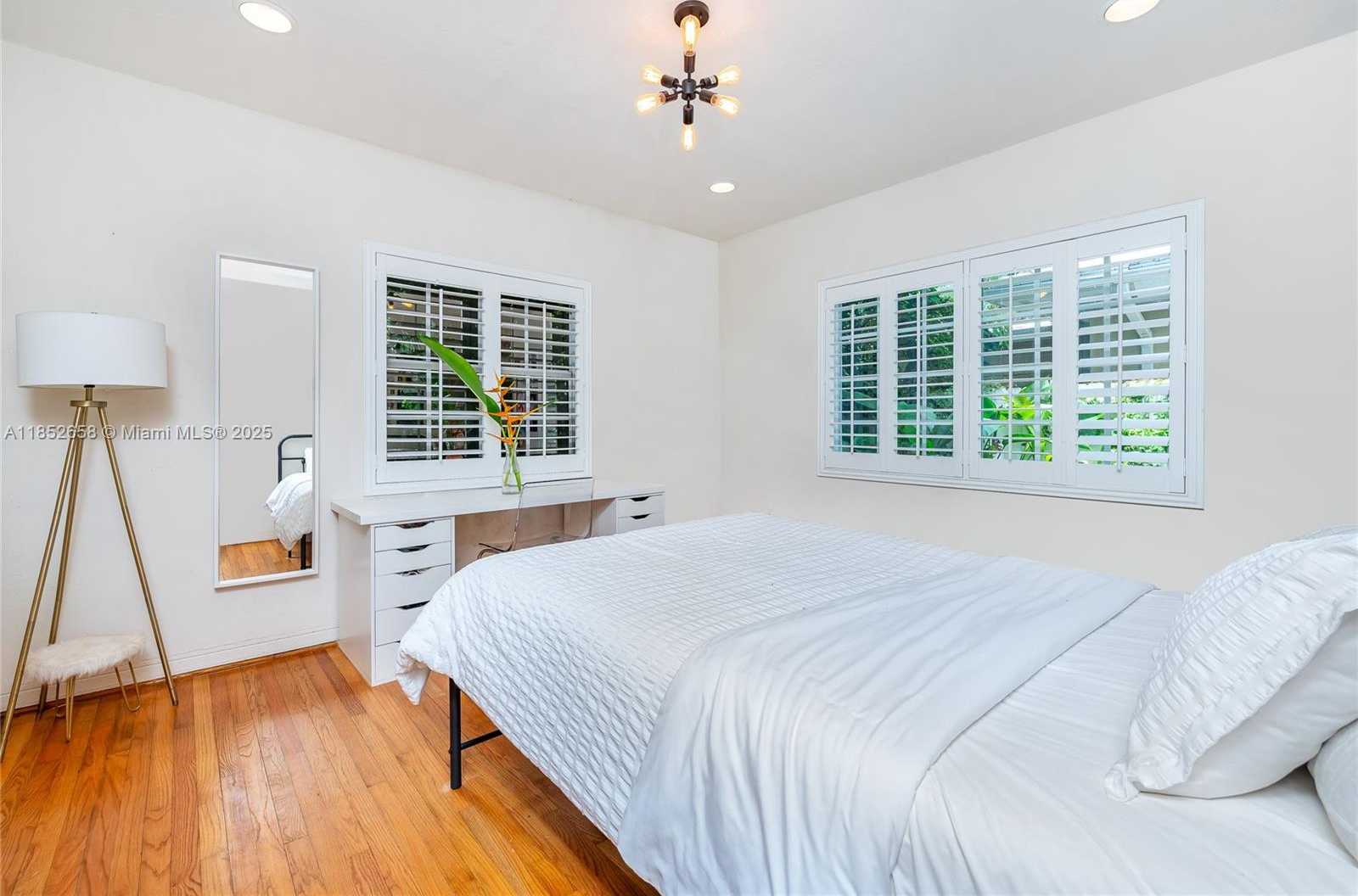 Small Image of 535 NORTH EAST 51ST ST, Miami Number 16