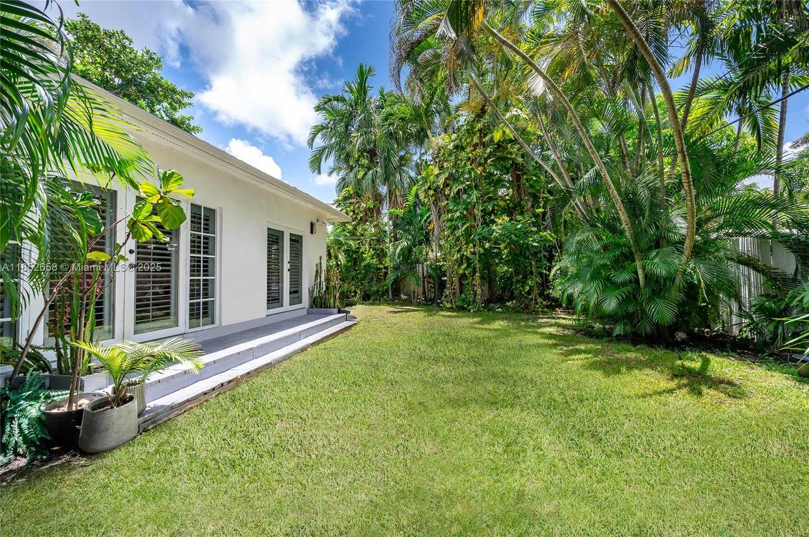 Small Image of 535 NORTH EAST 51ST ST, Miami Number 18