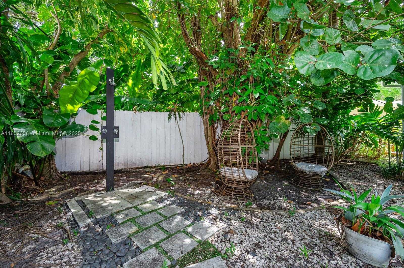Small Image of 535 NORTH EAST 51ST ST, Miami Number 21