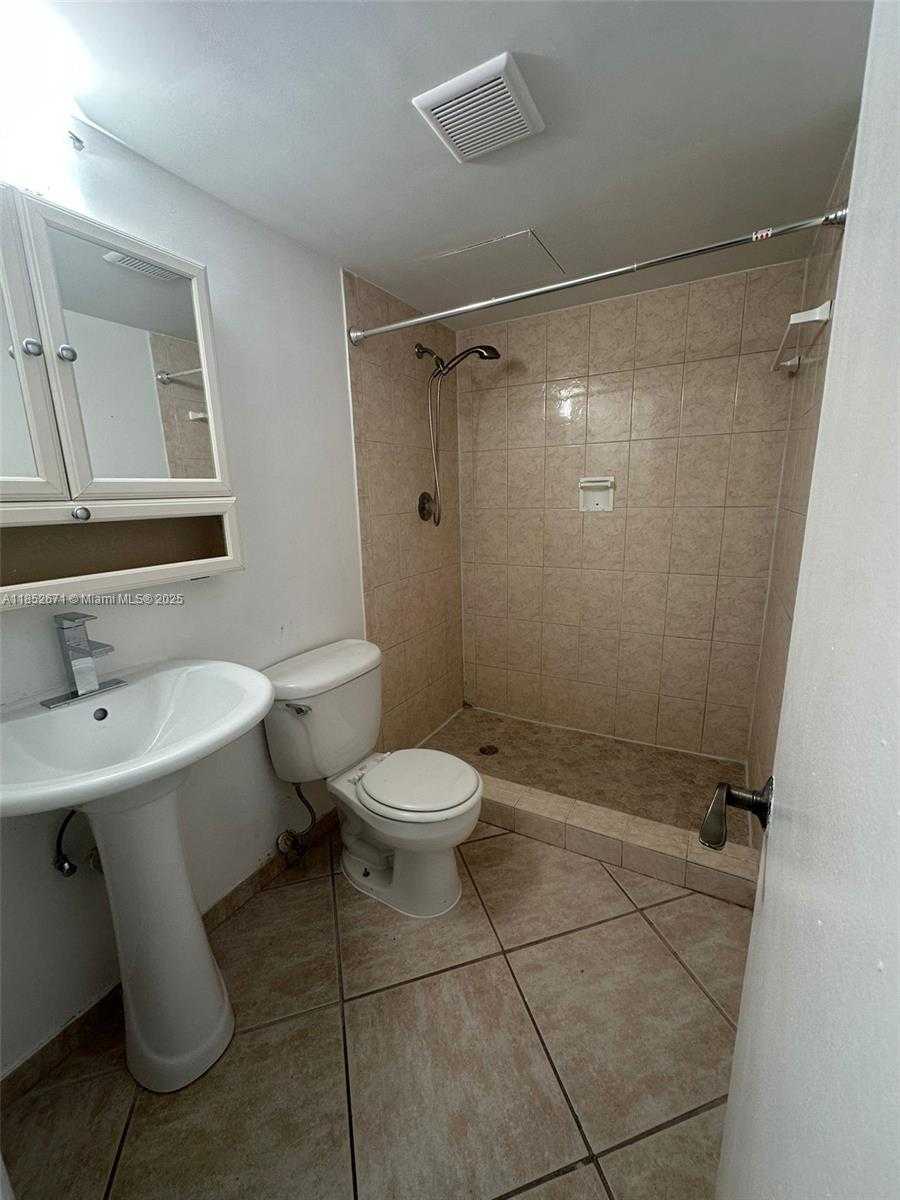 Small Image of 9273 COLLINS AVE #701, Surfside Number 11