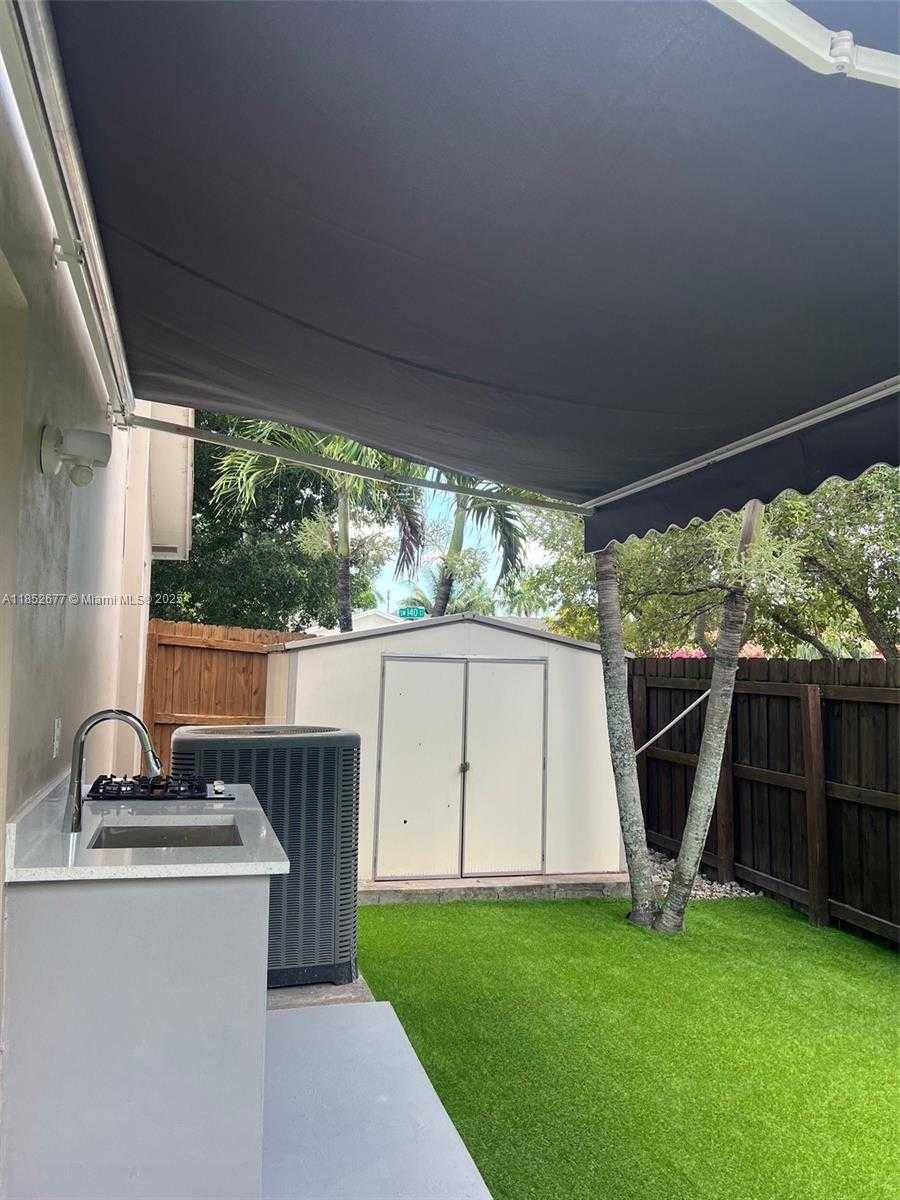 Small Image of 5004 SOUTH WEST 140TH CT #A, Miami Number 3
