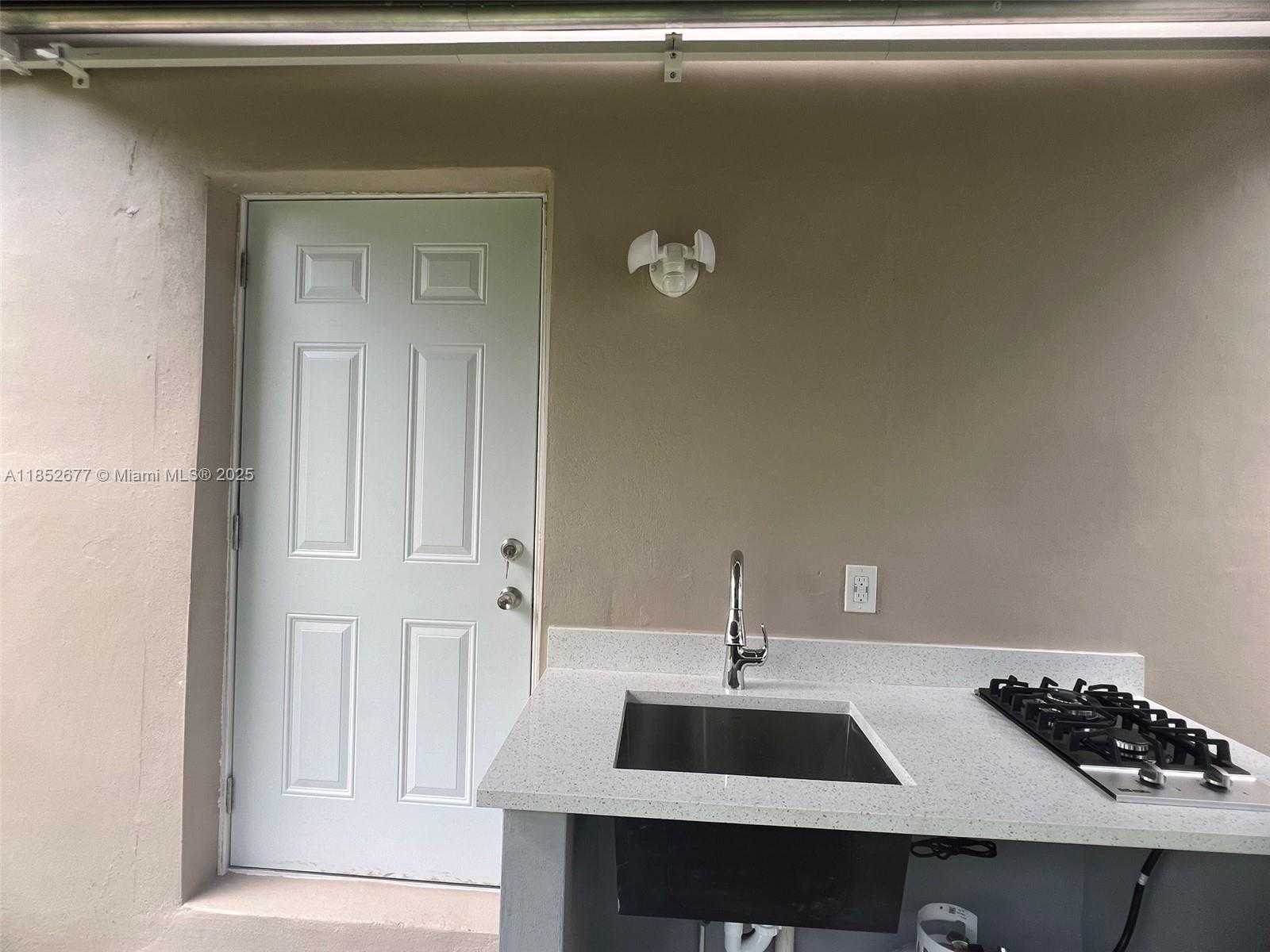 Small Image of 5004 SOUTH WEST 140TH CT #A, Miami Number 9
