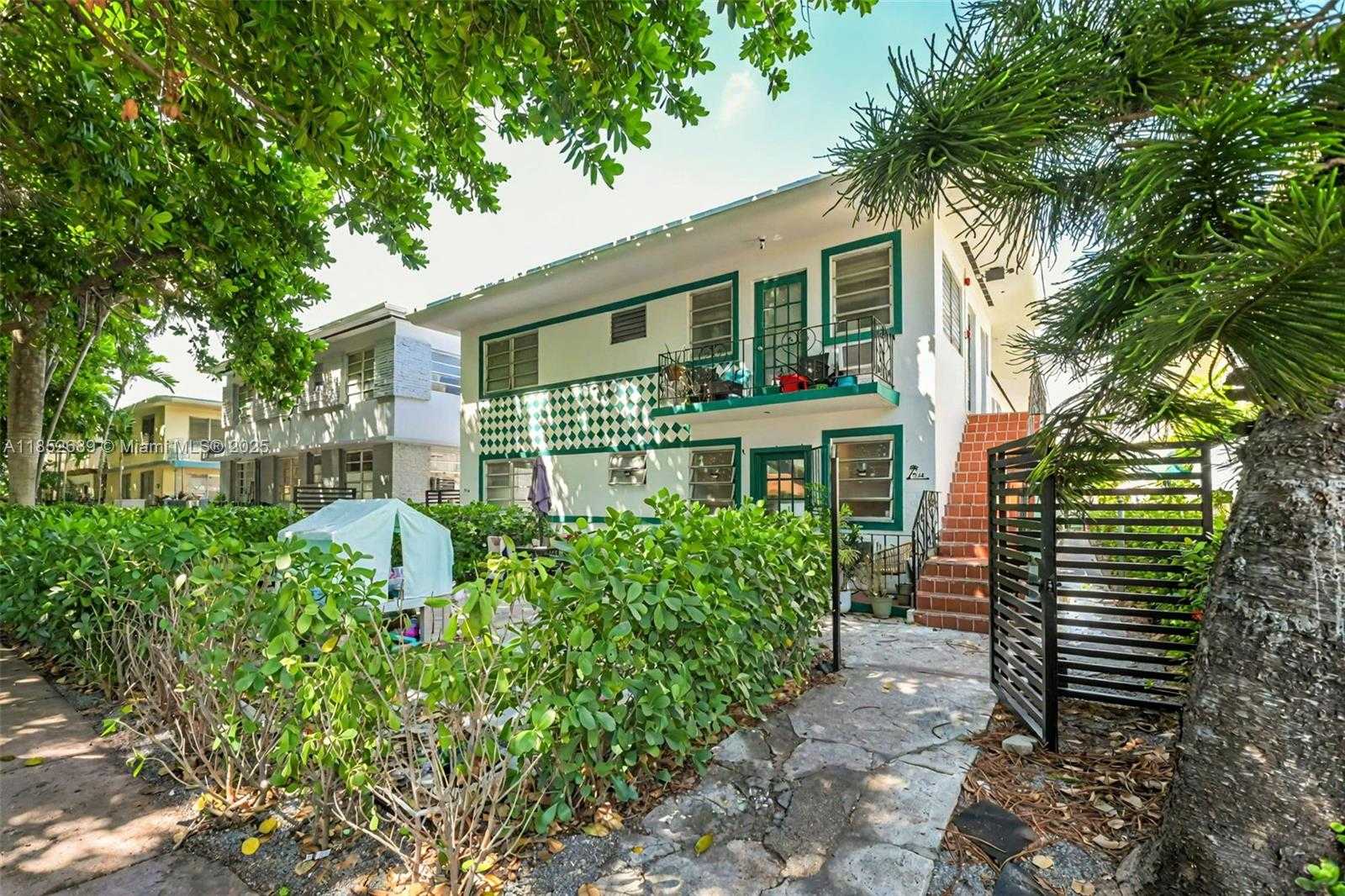 Small Image of 934 MERIDIAN AVE #15, Miami Beach Number 23