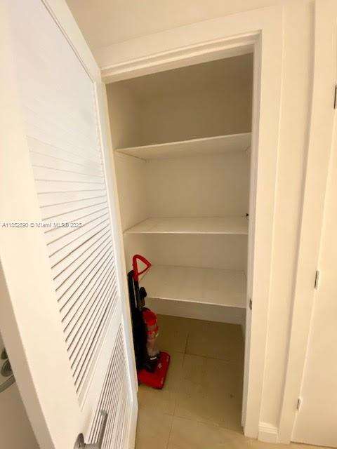 Small Image of 1060 BRICKELL AVE #1413, Miami Number 16