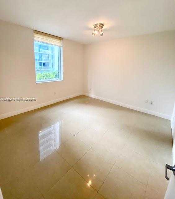 Small Image of 1060 BRICKELL AVE #1413, Miami Number 20