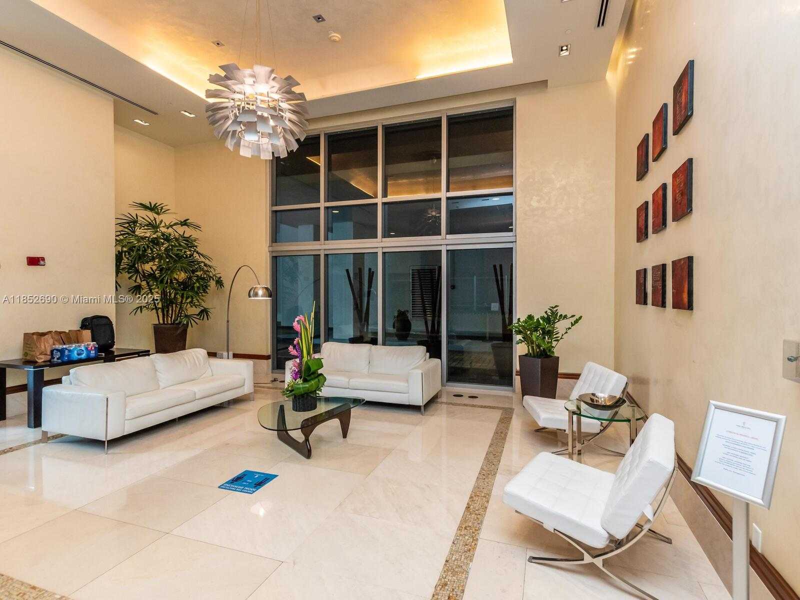 Small Image of 1060 BRICKELL AVE #1413, Miami Number 26