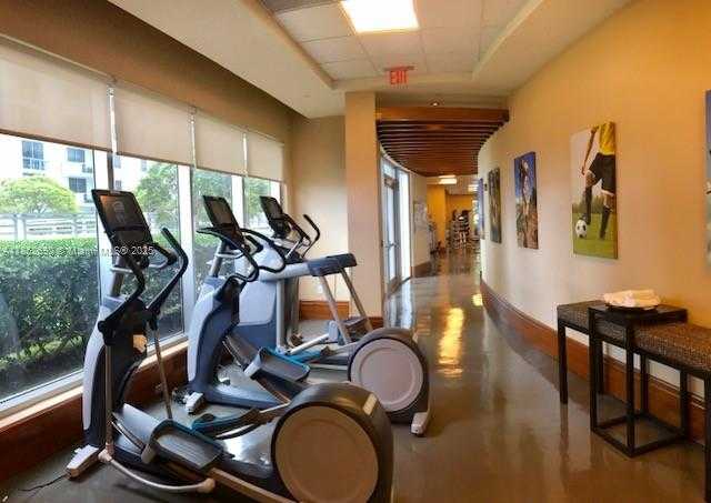 Small Image of 1060 BRICKELL AVE #1413, Miami Number 29