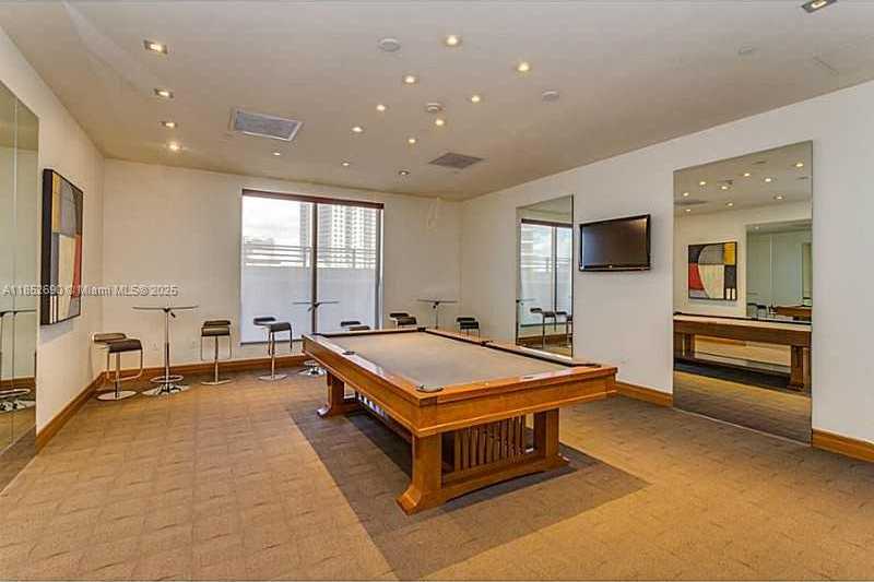 Small Image of 1060 BRICKELL AVE #1413, Miami Number 33