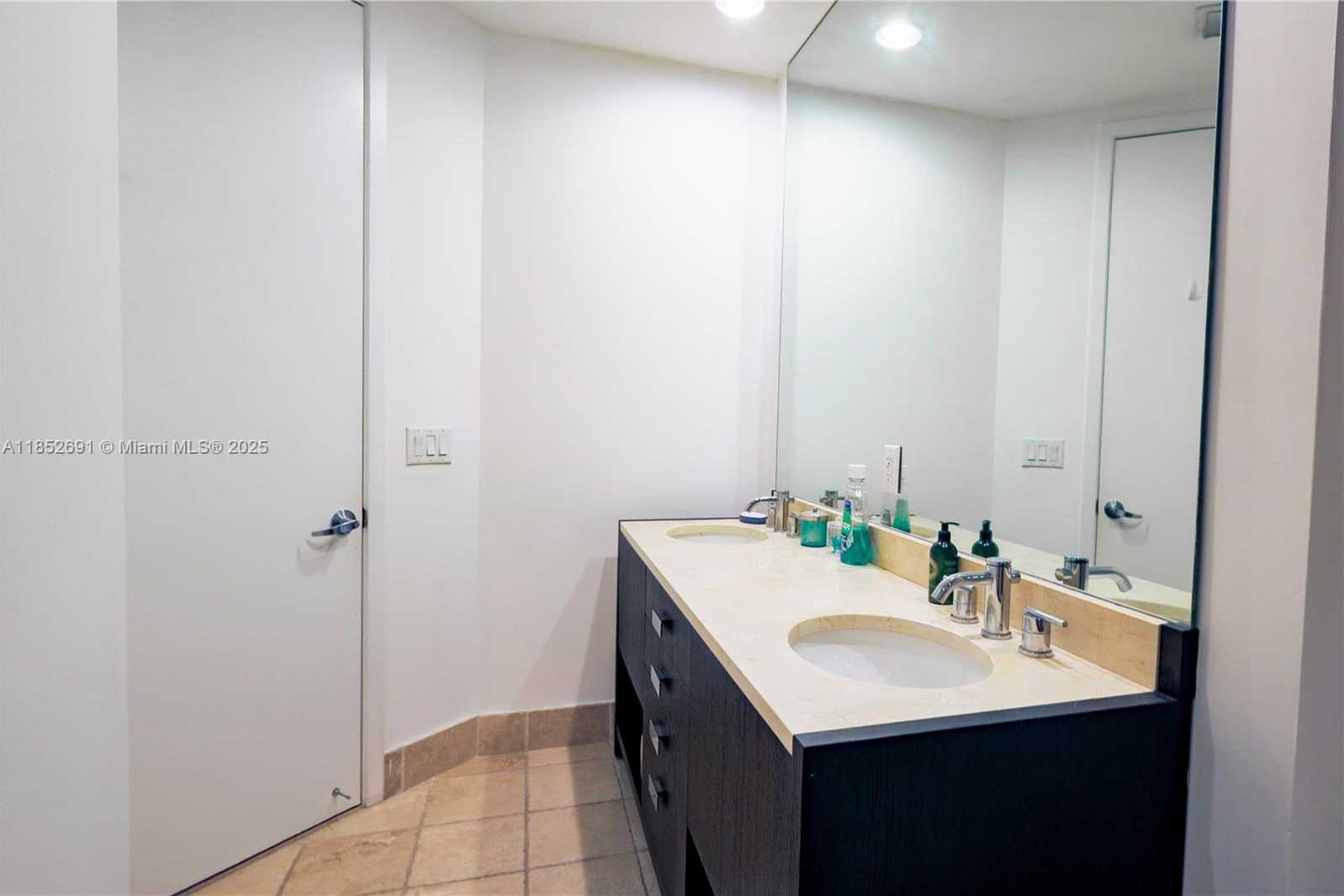 Small Image of 18201 COLLINS AVE #3709A, Sunny Isles Beach Number 26