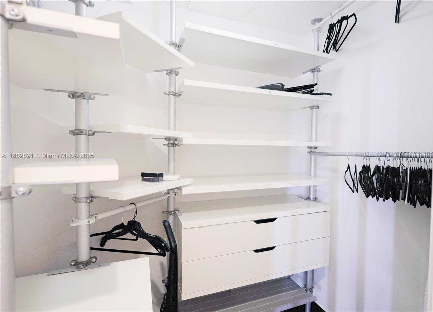 Small Image of 18201 COLLINS AVE #3709A, Sunny Isles Beach Number 27